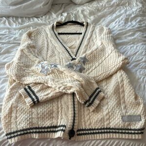 Taylor Swift folklore cardigan
